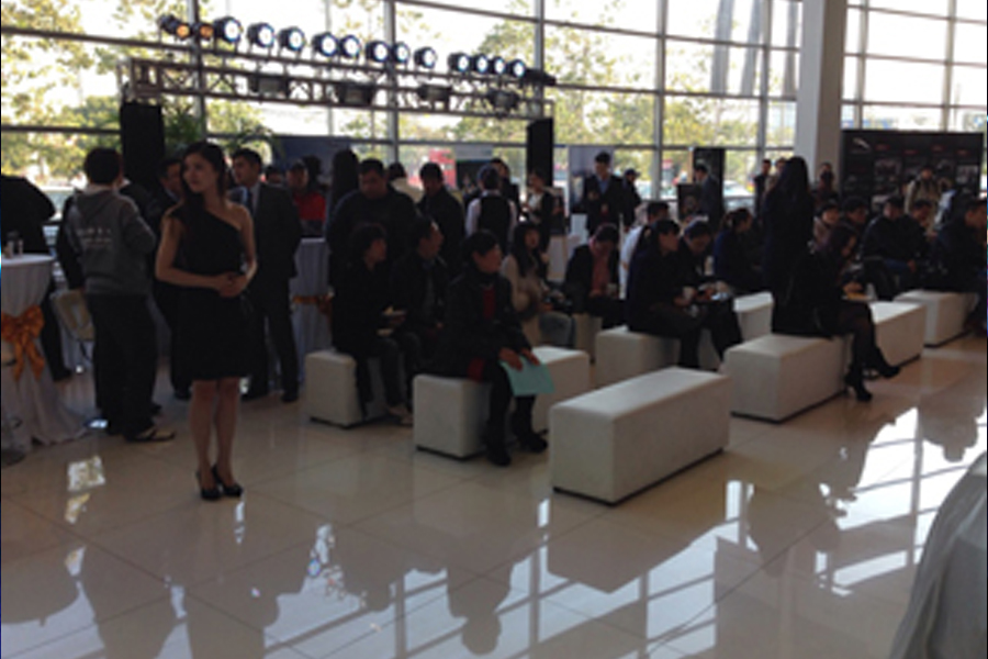 路虎汽车新品发布会